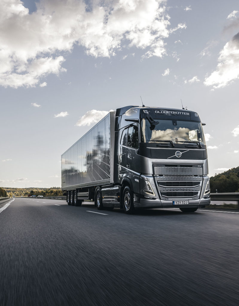 Volvo Trucks raggiunge un traguardo importante con 10.000 camion a gas venduti in tutto il mondo